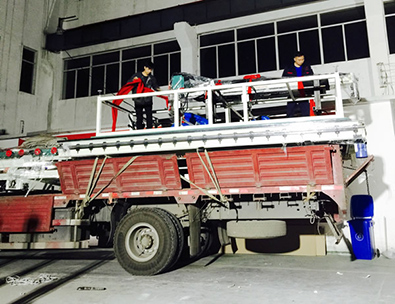 Glass cutting machine