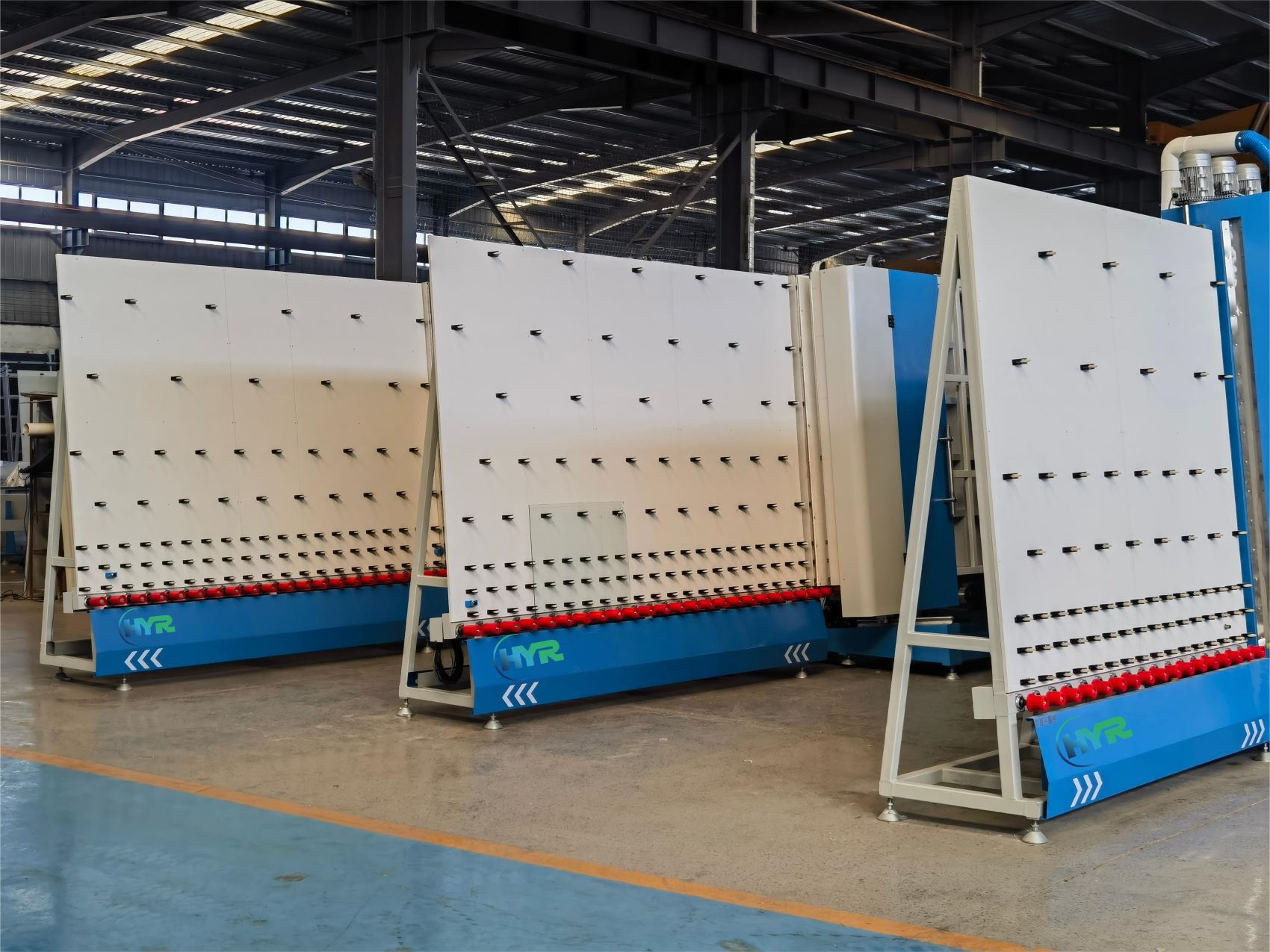 Ligne de production de verre isolant à grande vitesse