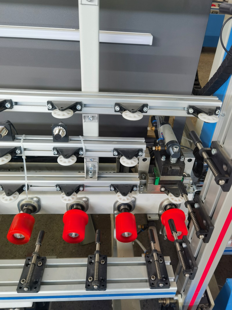 High Efficiency Insulating Glass Automatic Sealing Machine High Efficiency Insulating Glass Automatic Sealing Machine